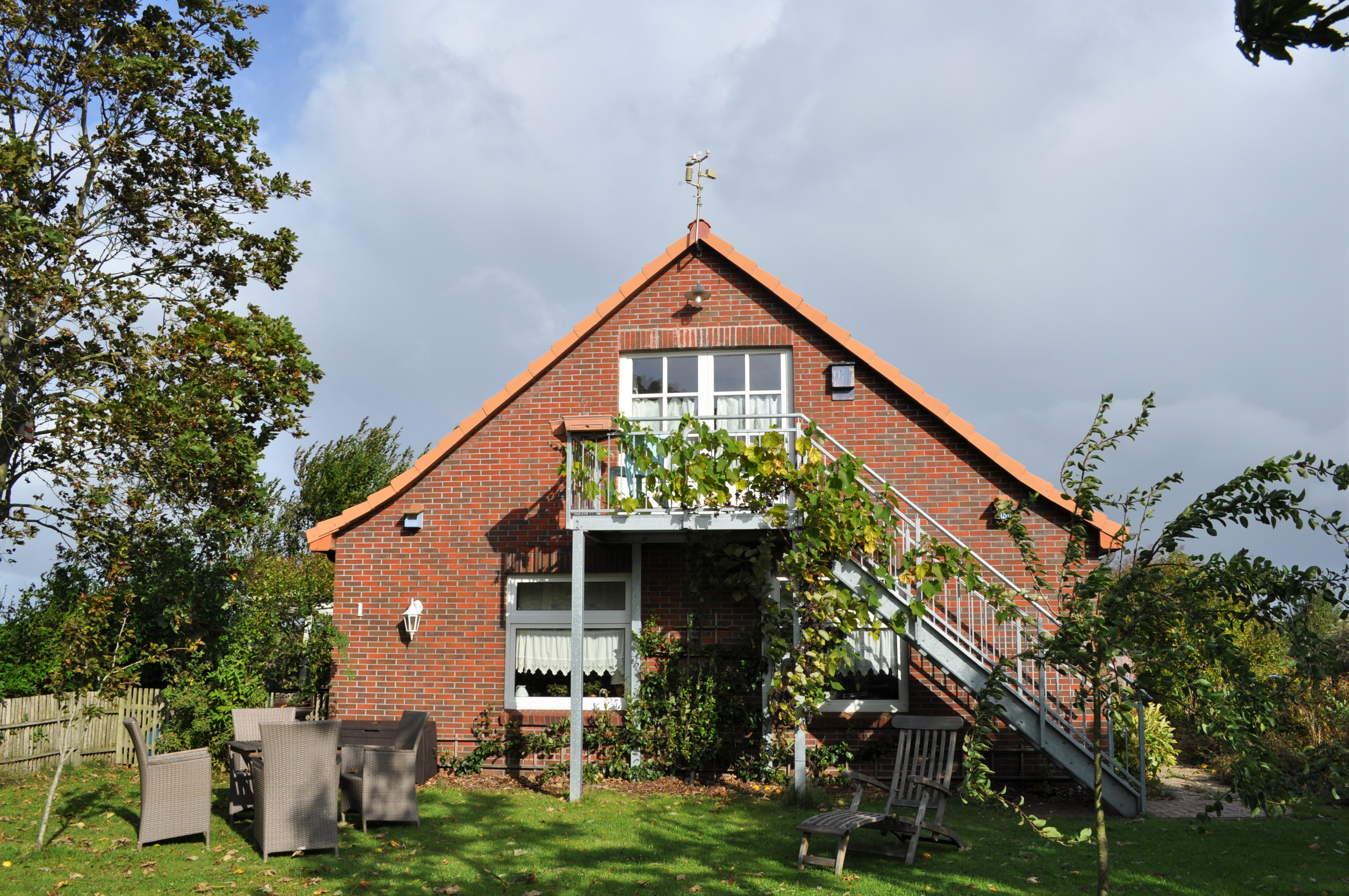 Traumhafte Außenansicht der Premium-Ferienwohnung